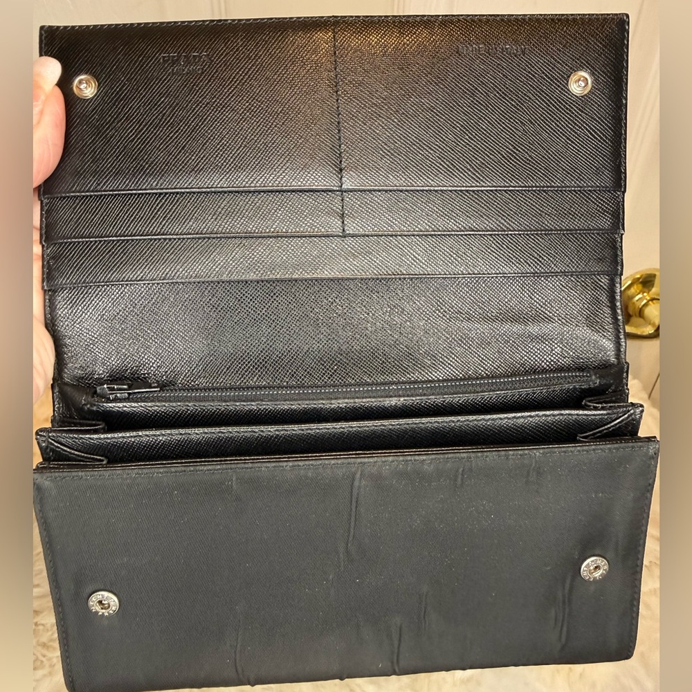 PRADA "TESSUTO" NERO NYLON AND SAFFIANO LEATHER BIFOLD WALLET - Picture 3 of 16